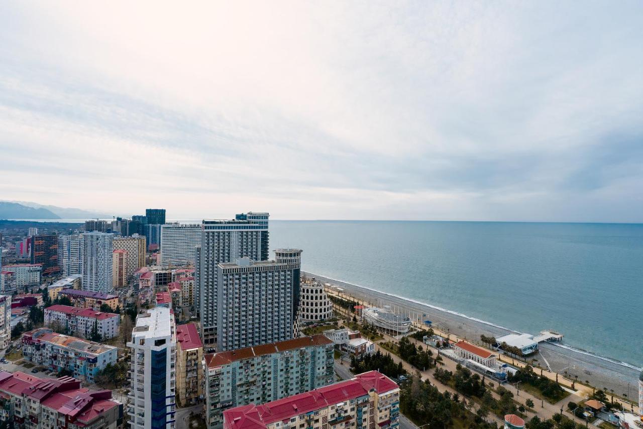 Gc Apartments Batumi Exterior photo