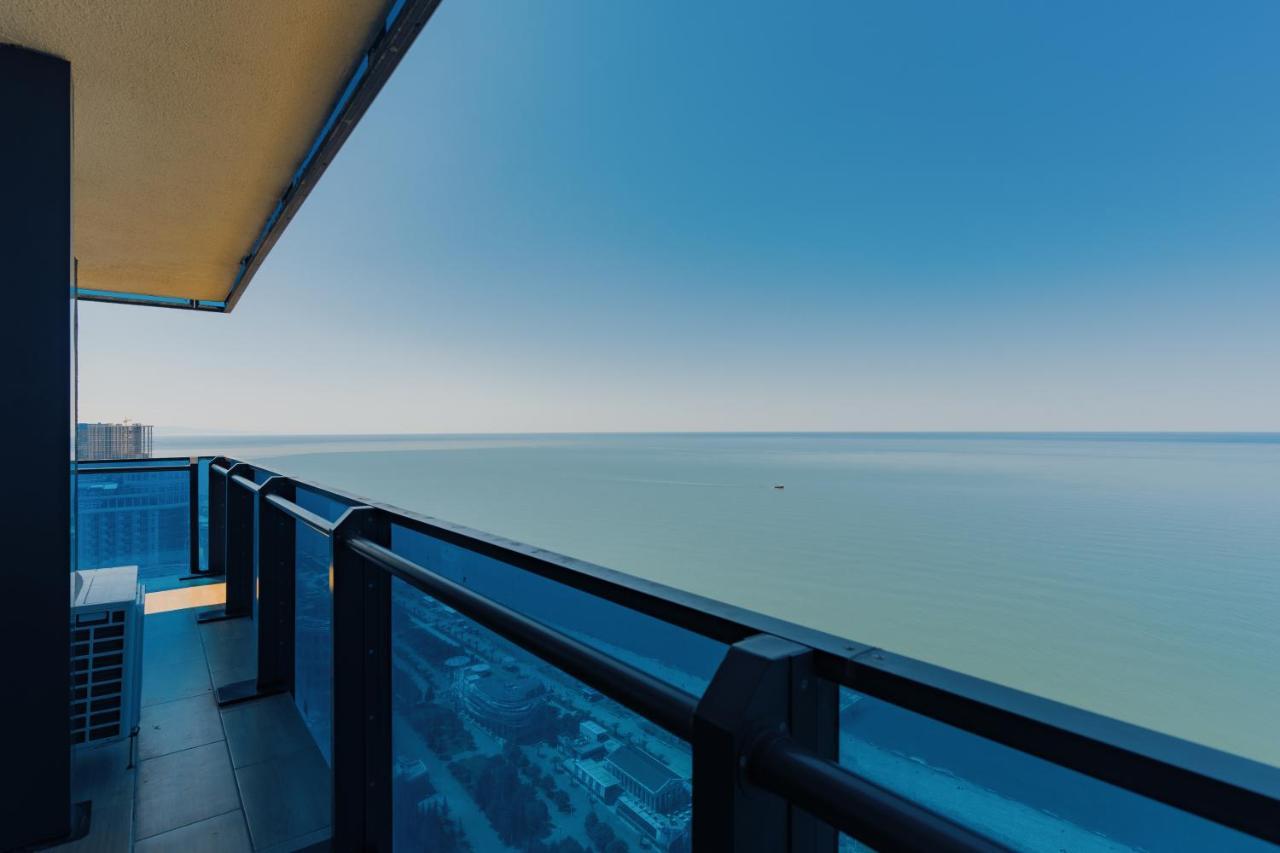 Gc Apartments Batumi Exterior photo