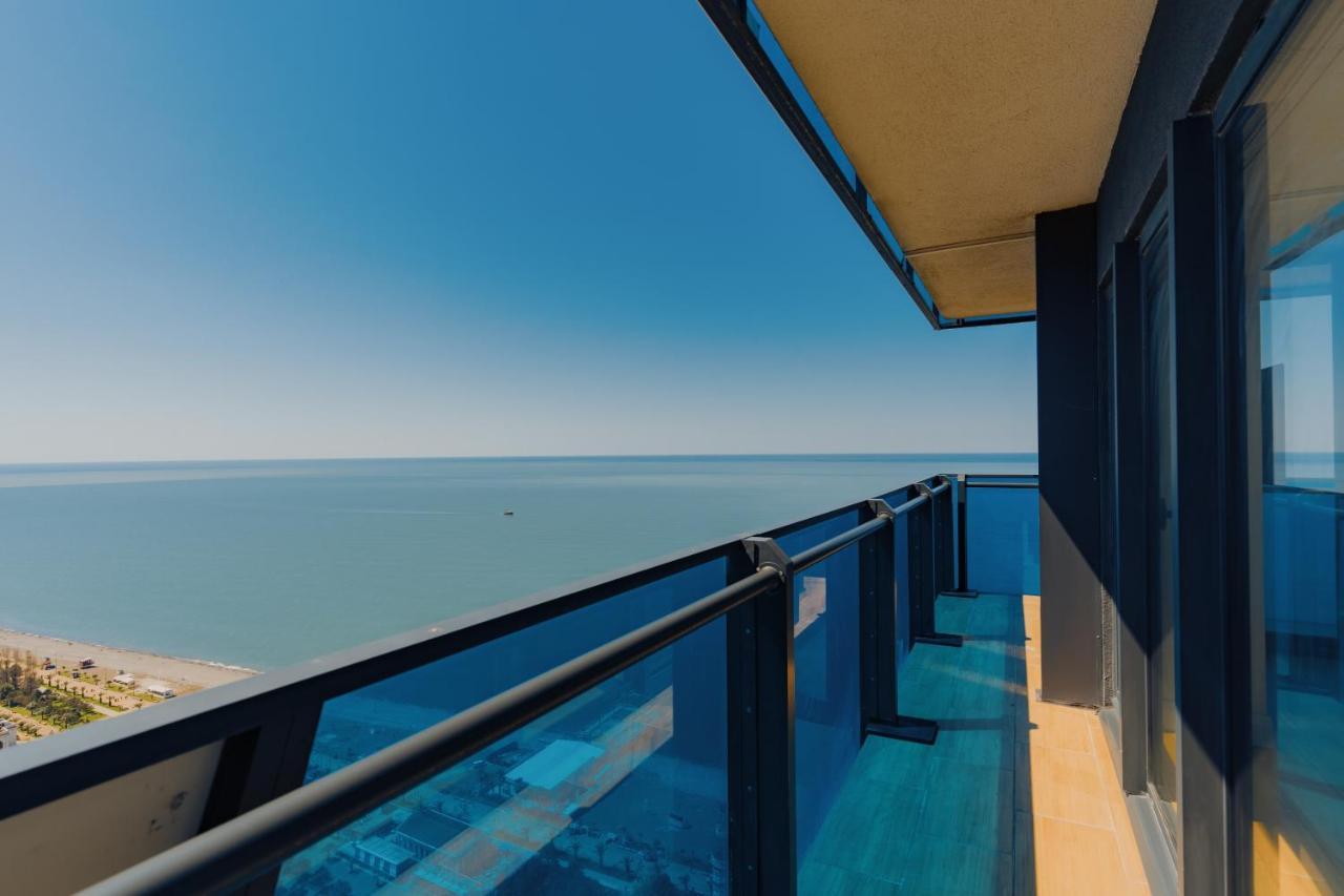 Gc Apartments Batumi Exterior photo